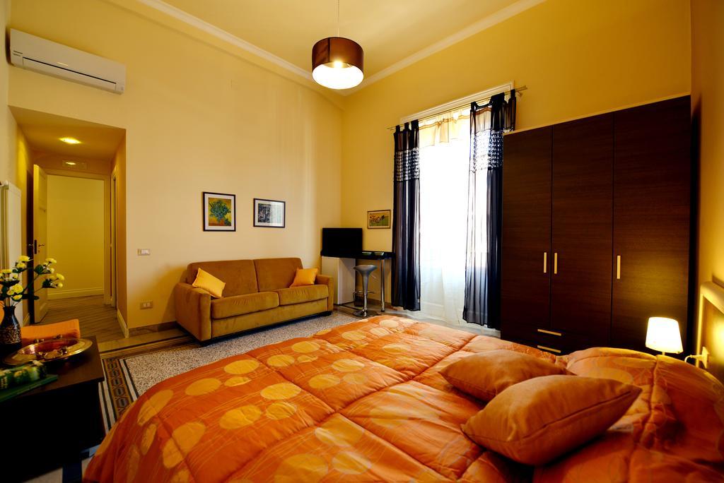 *1*7*4* Via Roma Bed & Breakfast Palermo Room photo